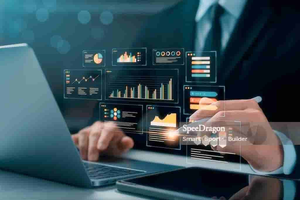 流量赋能示意图，展示用户数据和流量分析仪表盘